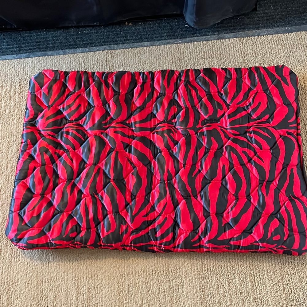 Dog crate mat